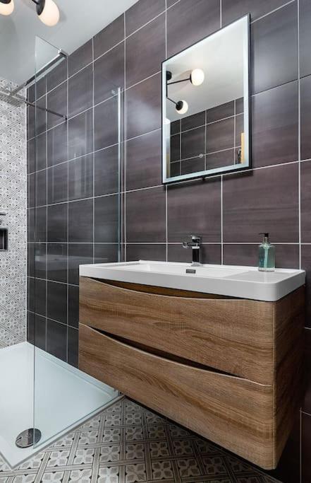 The Stylish 3-Bedroom Maisonette Retreat Stirling Buitenkant foto